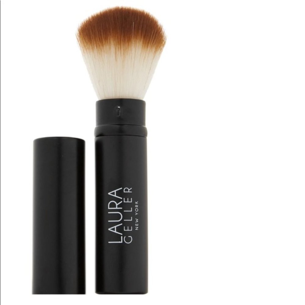 LAURA GELLER NEW YORK Retractable Powder Brush